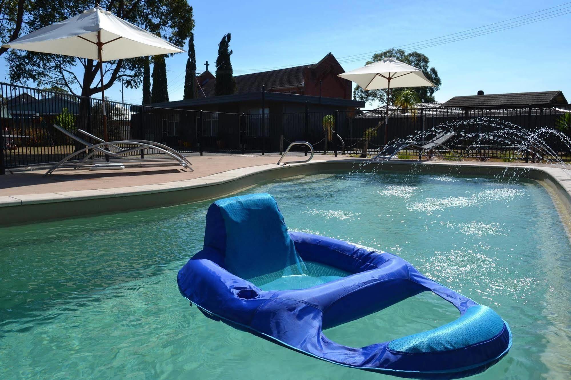 Wingham Motel מראה חיצוני תמונה